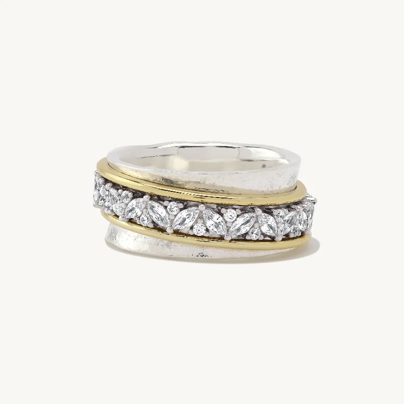 engraved rings for women -Aria Cluster Spinner Ring