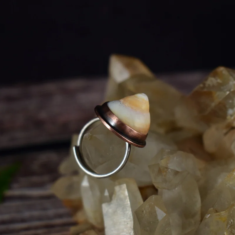 adjustable rings for women -Shell Mixed Metal Ring with Adjustable Band