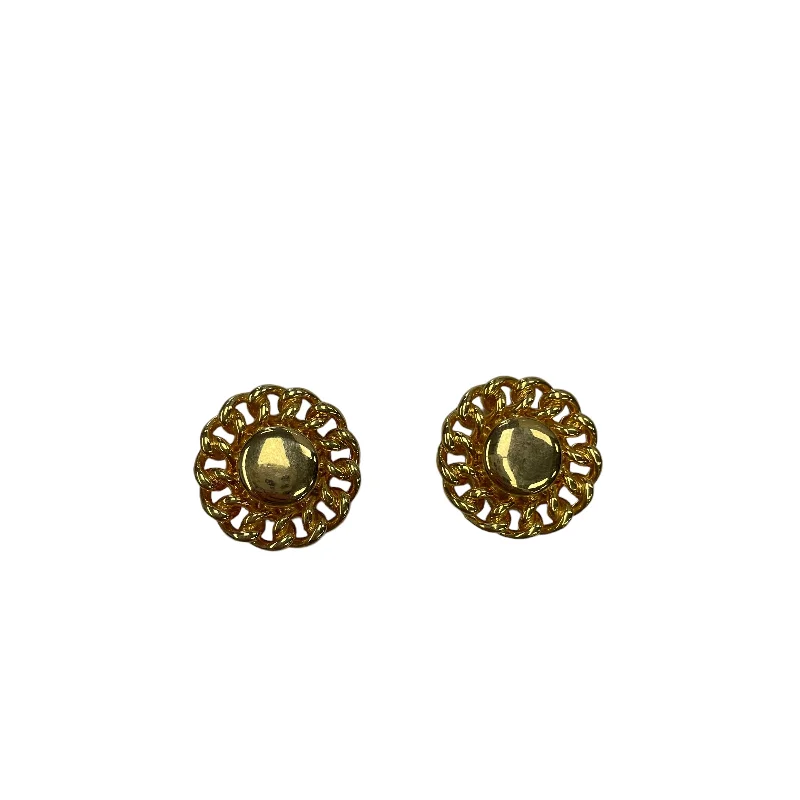 engraved earrings for women -GOLD EARRINGS STUD by CLOTHES MENTOR