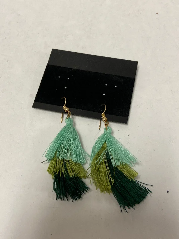 casual earrings for women -Earrings Dangle/drop Clothes Mentor