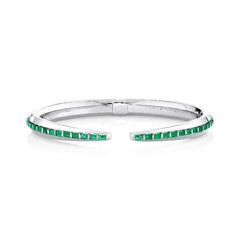 White Gold/Emerald