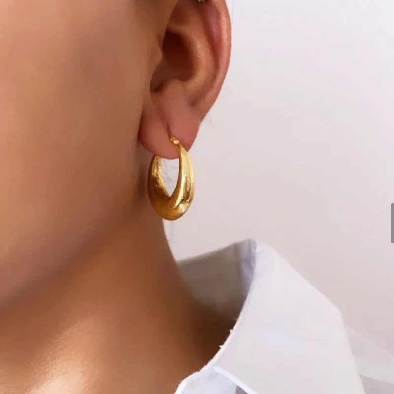 gold dangle earrings -Mini Chand Bala